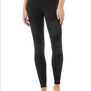 Alo Yoga Moto Legging